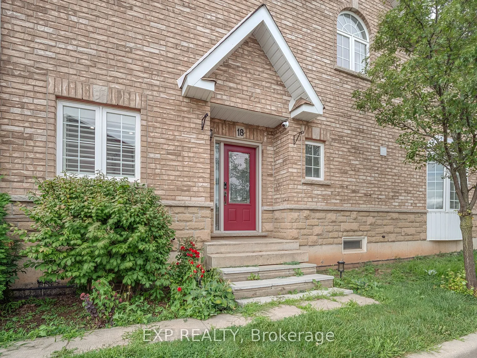 3 bed, $3,000 — Photo 3