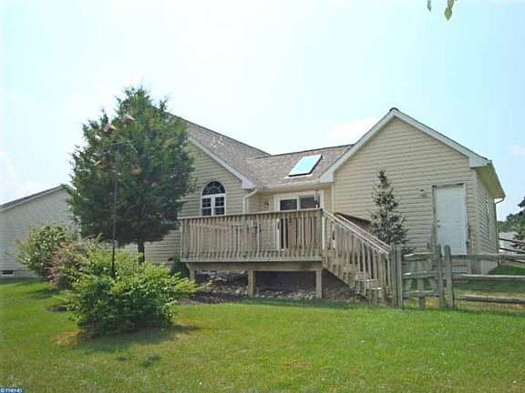 5th image of 530 N Ramunno Dr