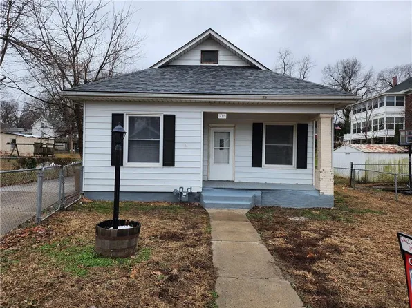 412 S St, Atchison, KS 66002