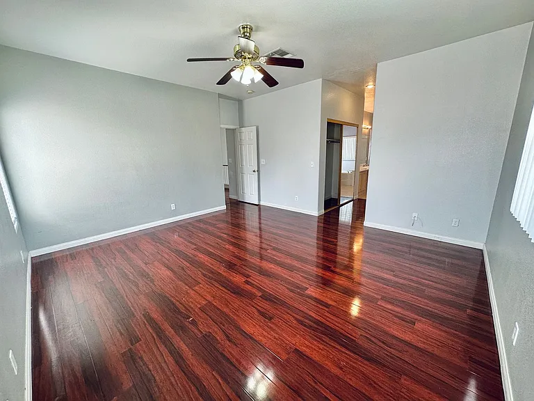 7216 Winding Creek Dr — Photo 19