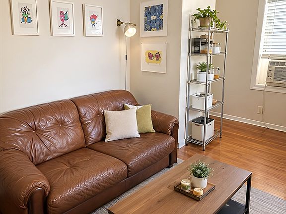 2nd image of 567 Woolwich St #4