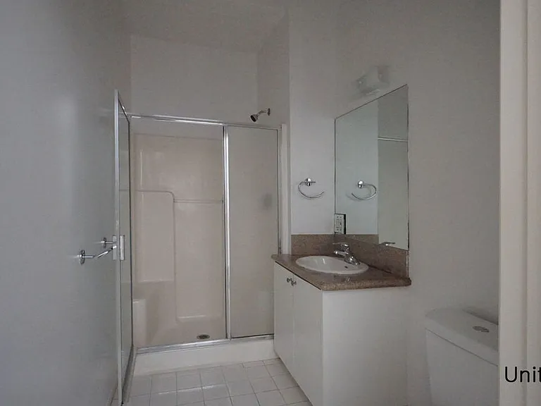 922 W 23rd St #209 — Photo 10