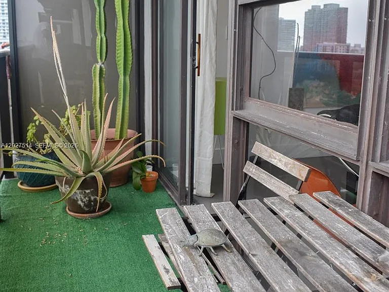 600 NE 36th St #1711 — Photo 34