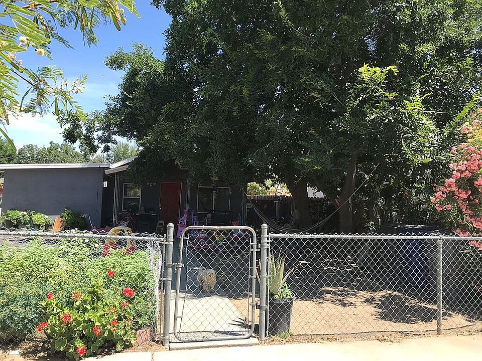 2nd image of 3719 E Tyler Ave