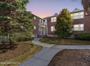 162 Bard Ave APT 2B, Staten Island, NY 10310
