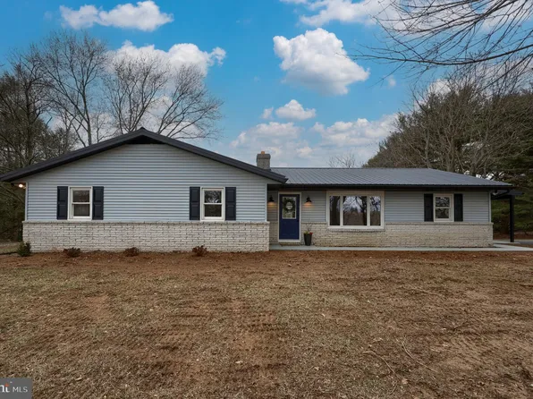 363 Lay Rd, Delta, PA 17314