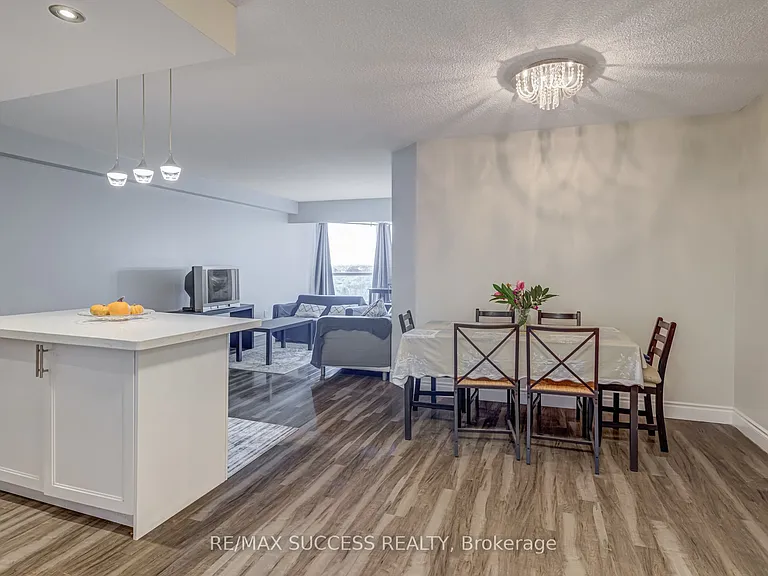 145 Hillcrest Ave #713 — Photo 19