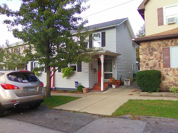 3rd image of 108 N 5th St
