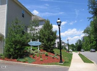 30 Benedict Ave #C, Danbury, CT 06810