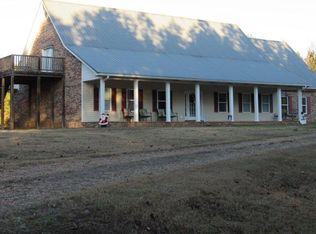 2428 Providence Rd, Grenada, MS 38901