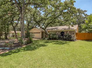 5703 Buckeye Ct, Arlington, TX 76017