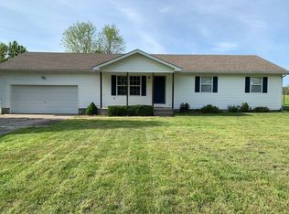 117 Meadow Ln, Seneca, MO 64865