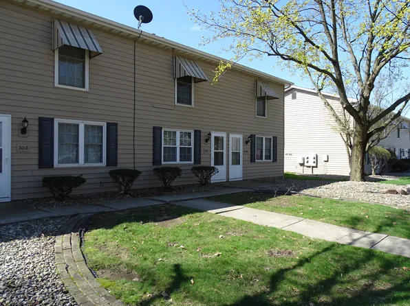 2010 E Glendale Blvd, Valparaiso, IN 46383
