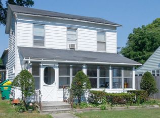 203 N Kalamazoo St, White Pigeon, MI 49099