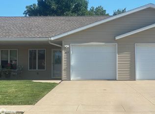 613 E Lucas St, Algona, IA 50511