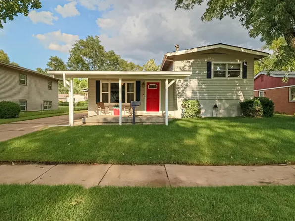 1820 N Westridge Dr, Wichita, KS 67203