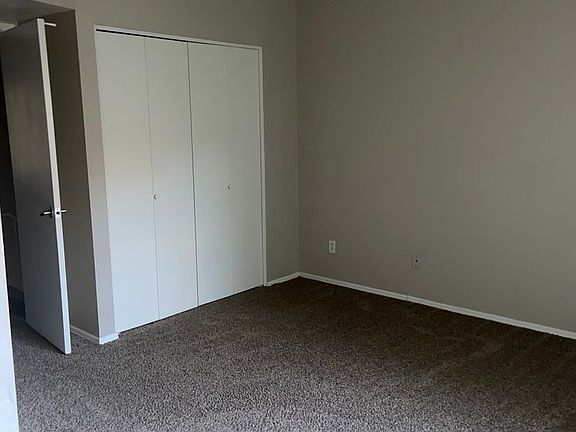 5th image of 921 W University Dr Unit 1137