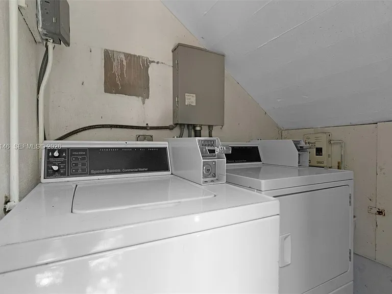 1117 Meridian Ave #5 — Photo 29
