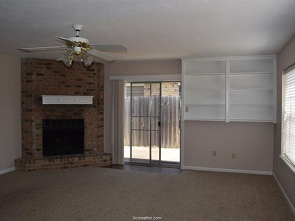 5th image of 4109 Woodcrest Dr