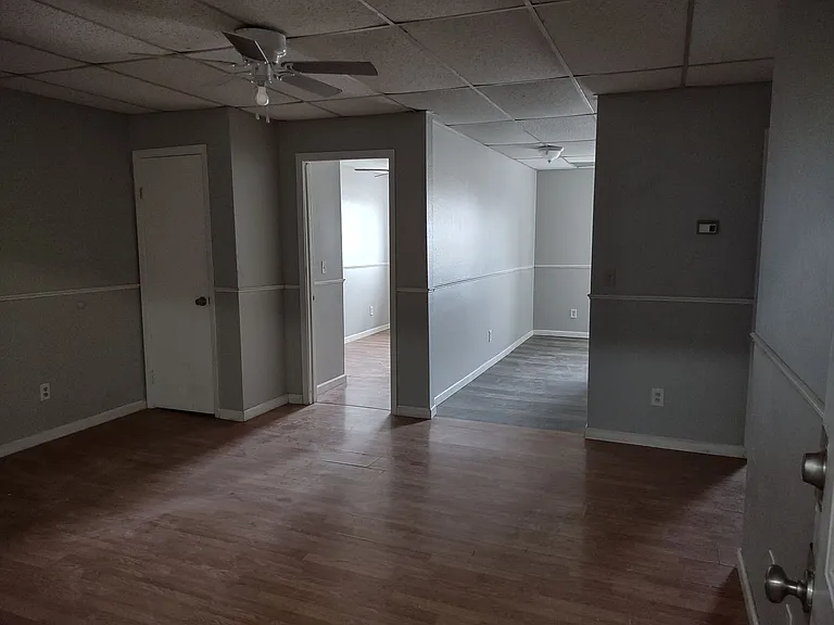 505 Oak St — Photo 23