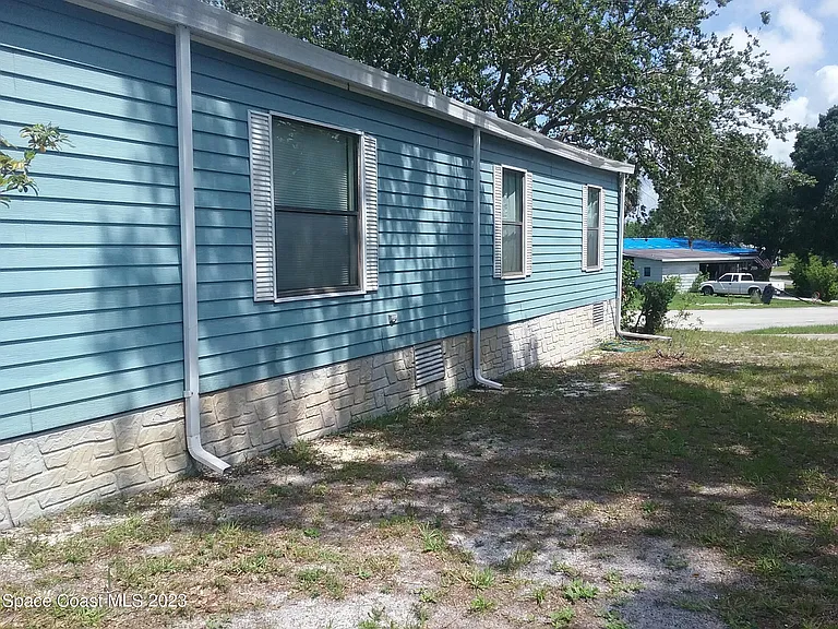 1609 Ridge Dr — Photo 28