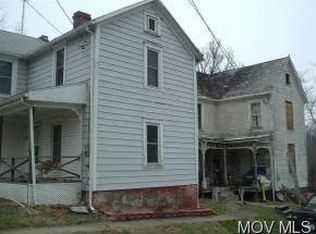 208 Cedar St, Marietta, OH 45750