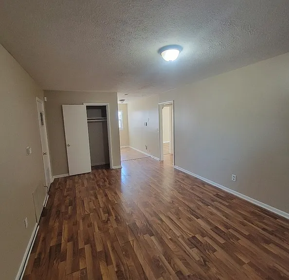 6005 Dickson Rd #3 — Photo 2