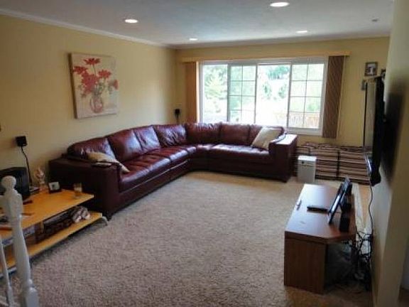 Living Room-Main Level