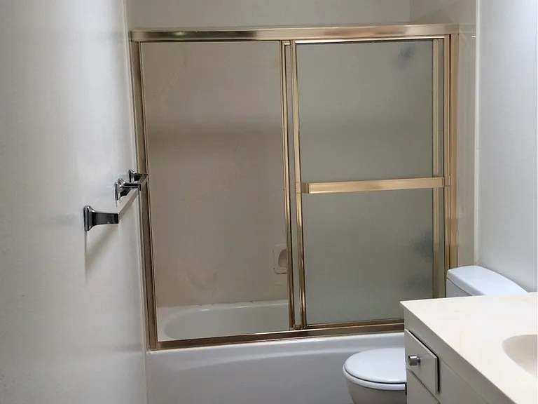 405 Jardin Pl — Photo 8