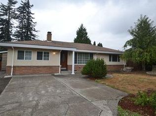 907 Monroe Ave NE, Renton, WA 98056