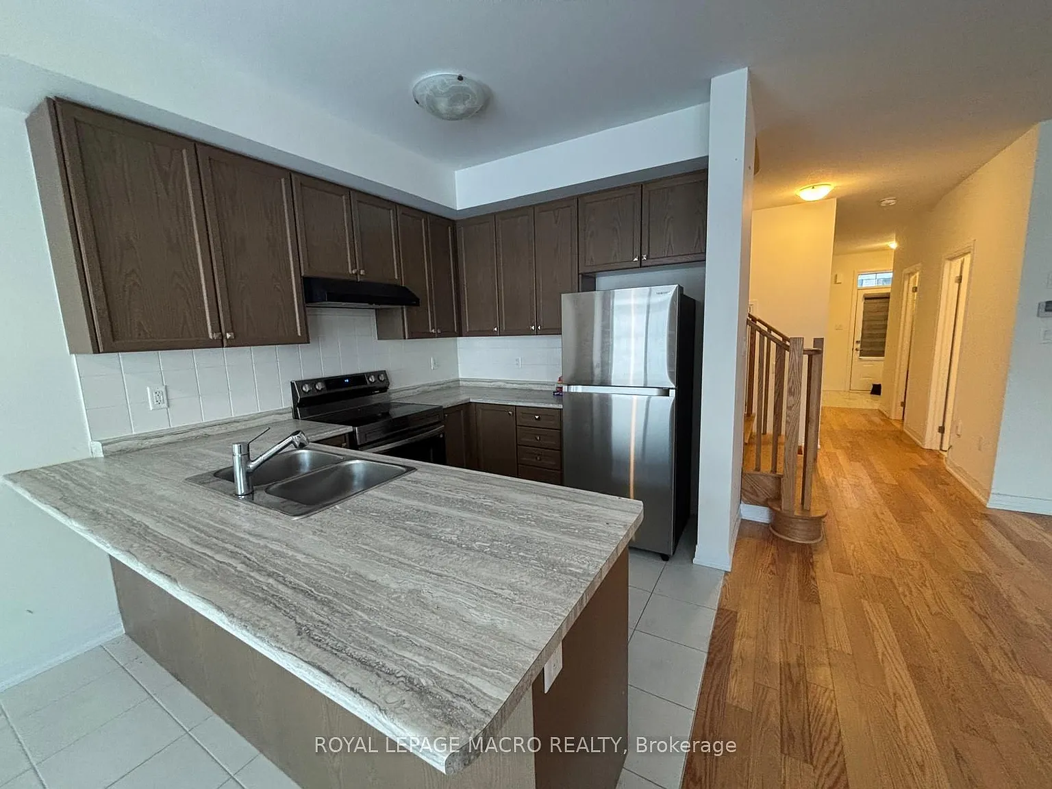 3 bed, $2,399 — Photo 3