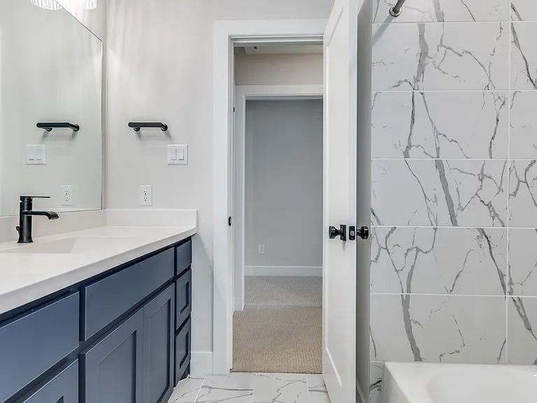 15522 Cormorant St — Photo 16