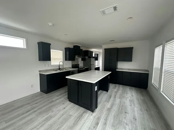 14 Secluded Ranch Bend Plan, Rockrose Ranch