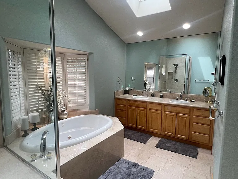265 Deer Ct — Photo 14