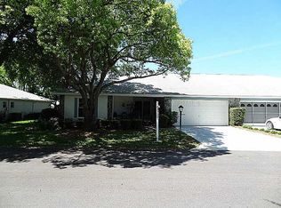 11005 Linkside Dr, Port Richey, FL 34668