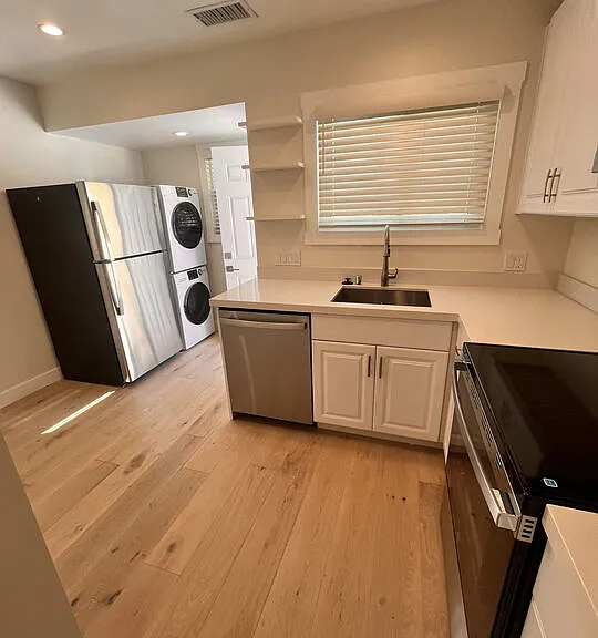 3679 3rd Ave — Photo 3