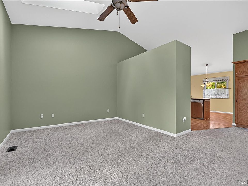 205 Addison Cir, photo 12