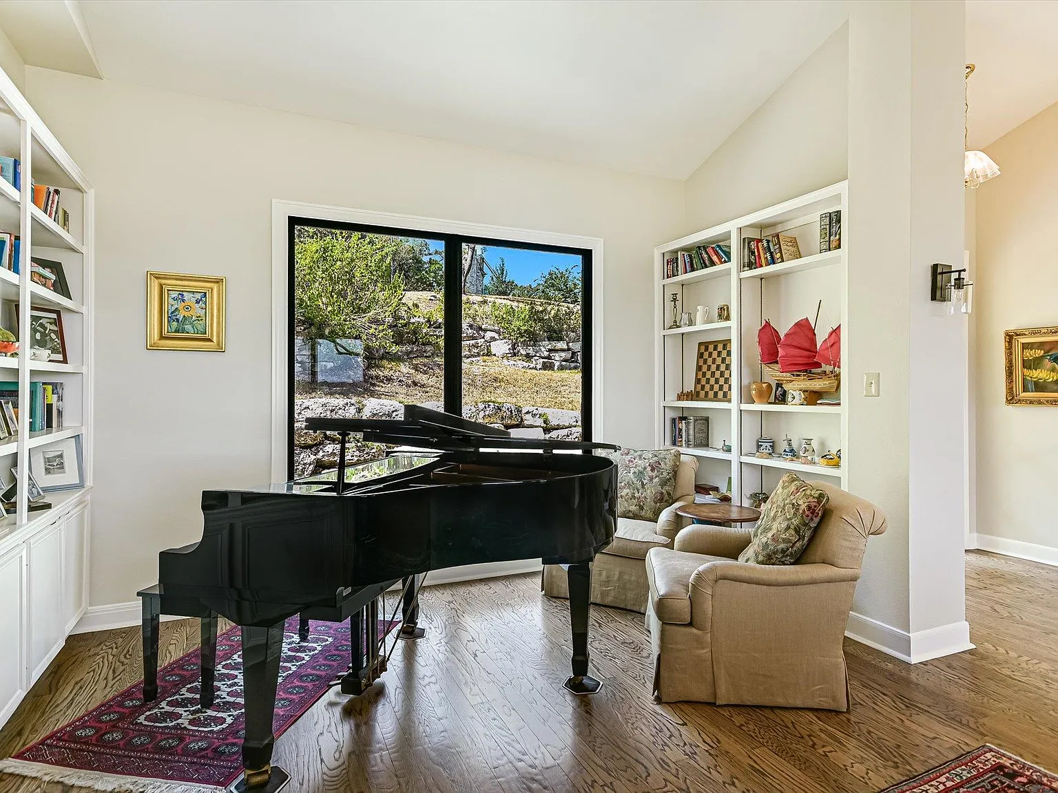 4 bed, 3.5 bath, 3066 sqft, $6,250 — Photo 4