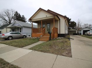 17524 Martin Rd, Roseville, MI 48066