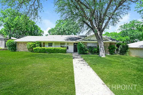 1105 Cedar Ridge Dr Photo 1