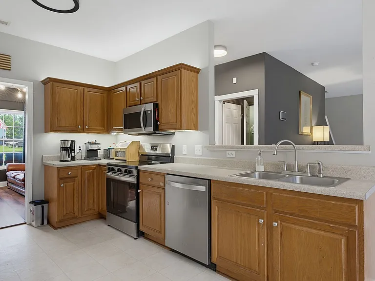 108 Willard Way — Photo 12
