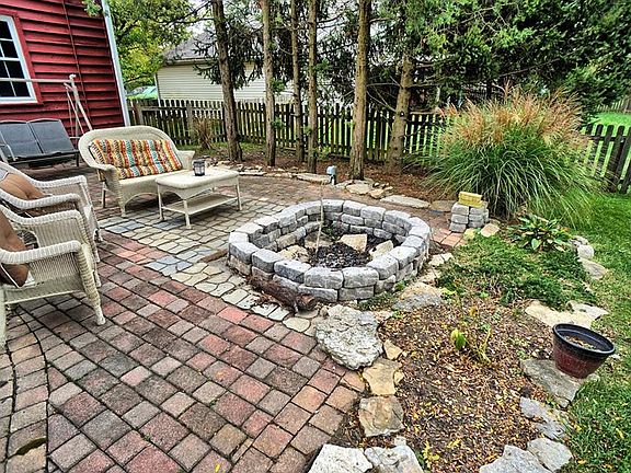 5th image of 4726 Longford Dr