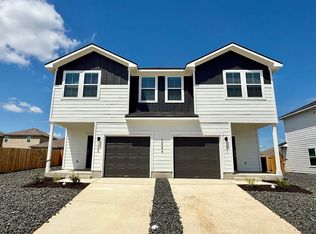 3908 Abbott Rdg UNIT 101, Saint Hedwig, TX 78152