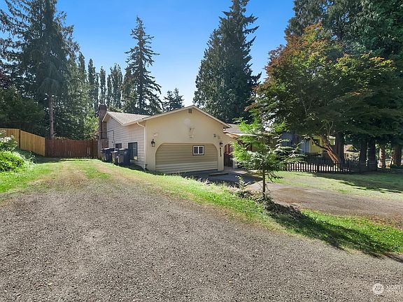 2nd image of 4117 Serene Way