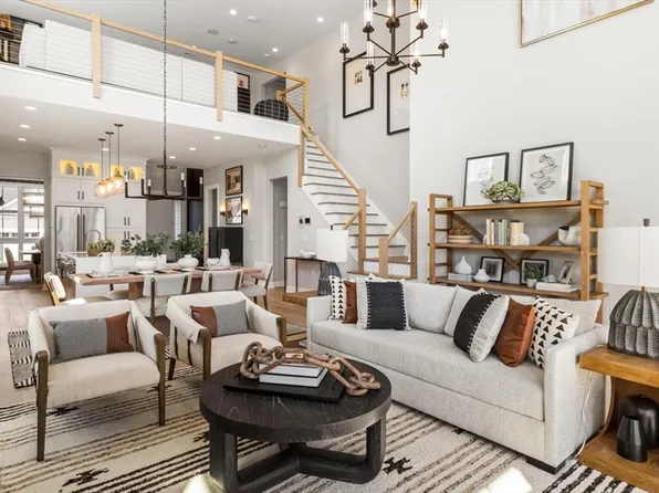 21 Juniper Ln #19, Tyngsborough, MA 01879