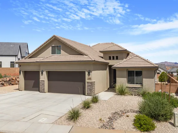 1930 N Creek Side Ct, Washington, UT 84780