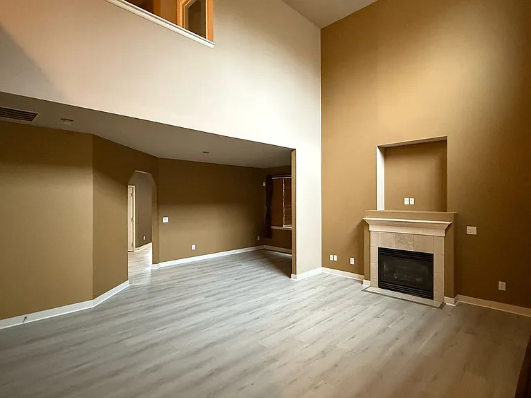 809 233rd Ave NE #809 — Photo 18