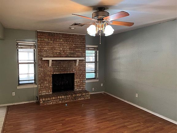 4th image of 736 Red Oak Ter
