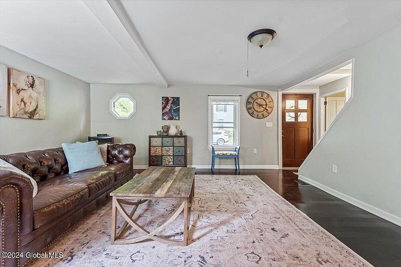 4th image of 43 Academy Street