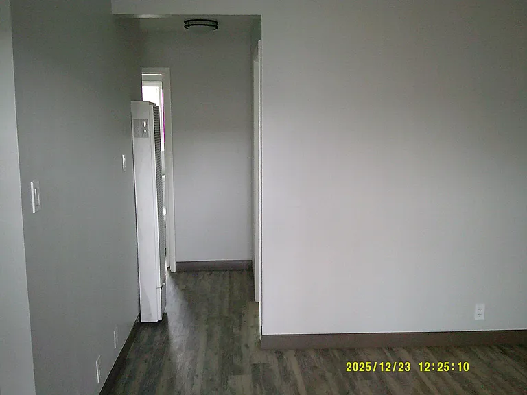 Pacific Apartments — Photo 10